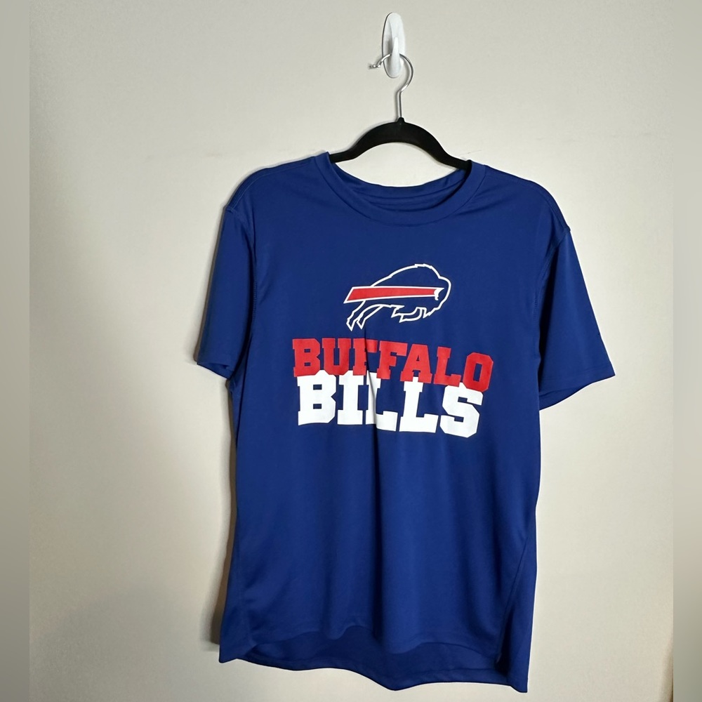 BRAND NEW Buffalo Bills Tee